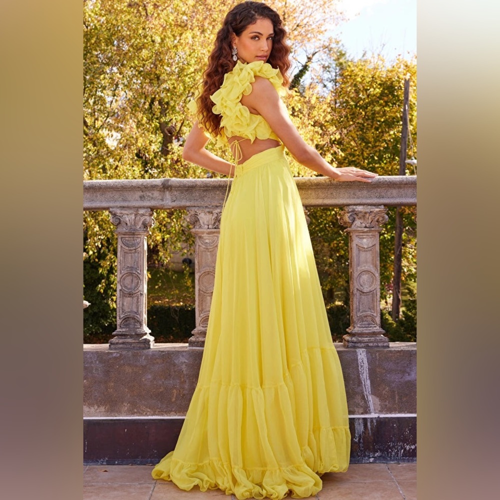 NWT Jovani Yellow Chiffon Gown